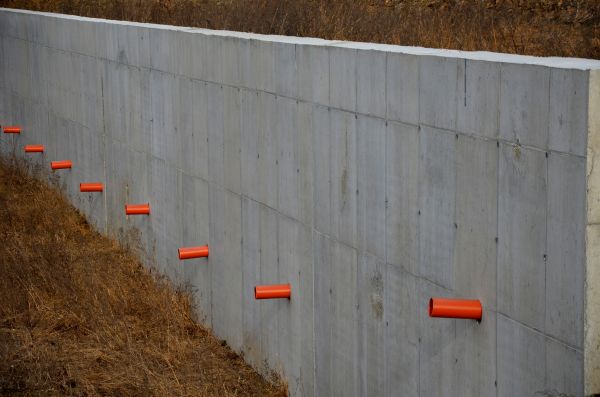 Cost of Retaining Wall Drainage in Grand Blanc